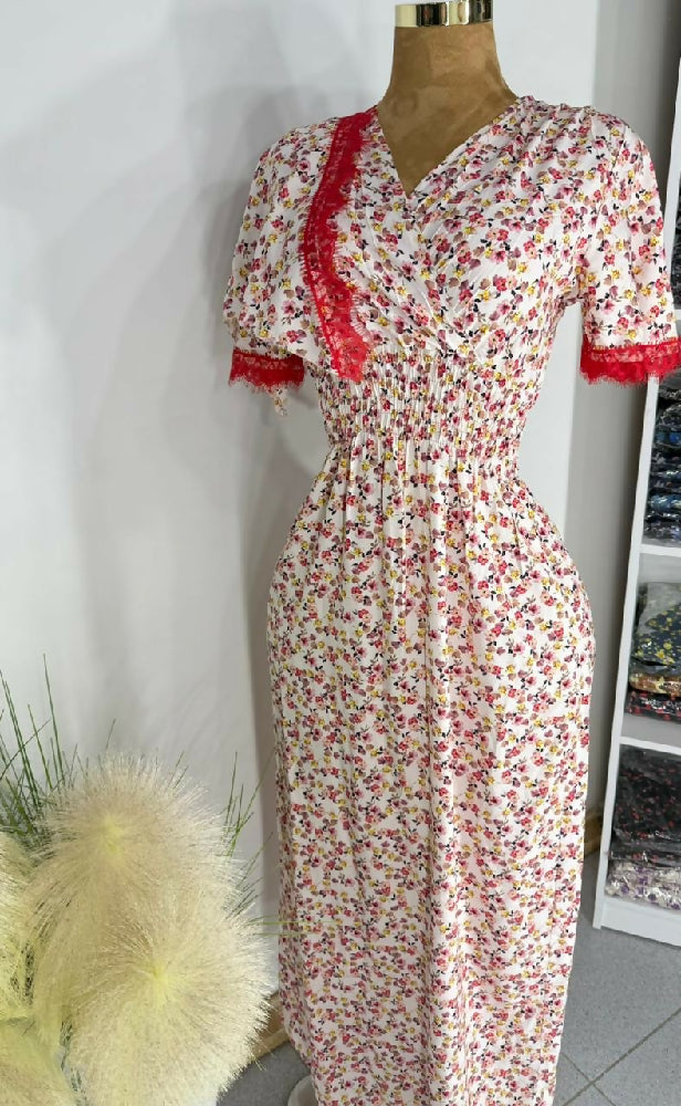 Robe de maison fleuri