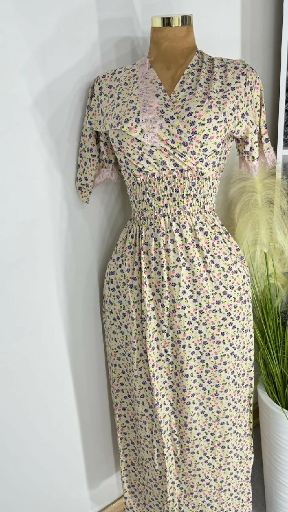 Robe de maison fleuri
