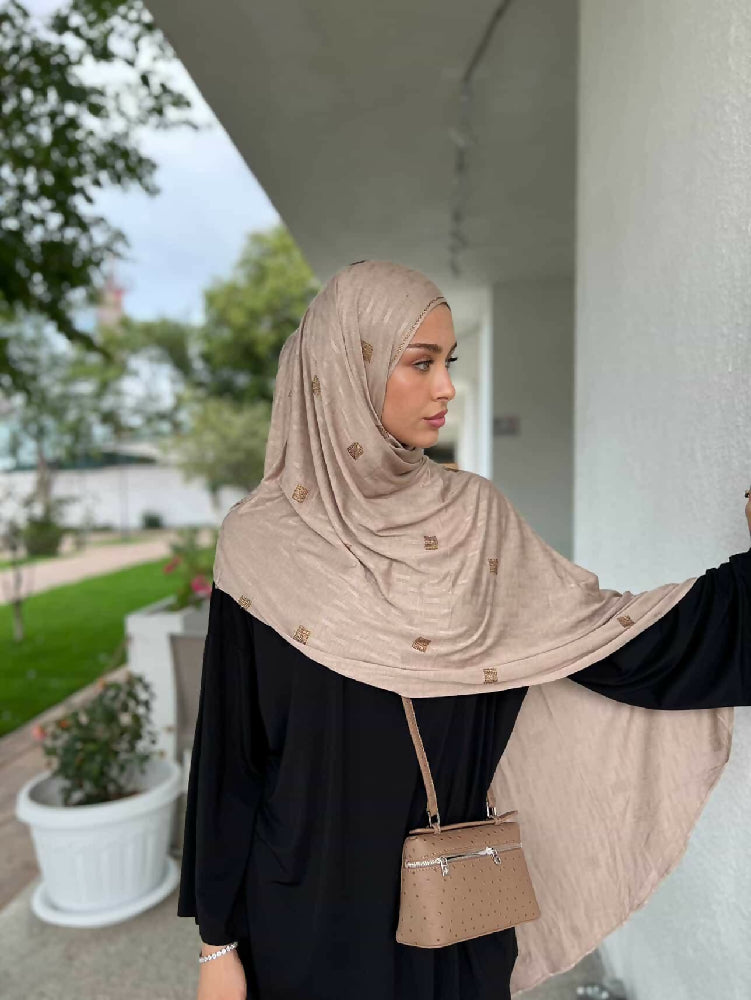 Hijab instantané Dubai