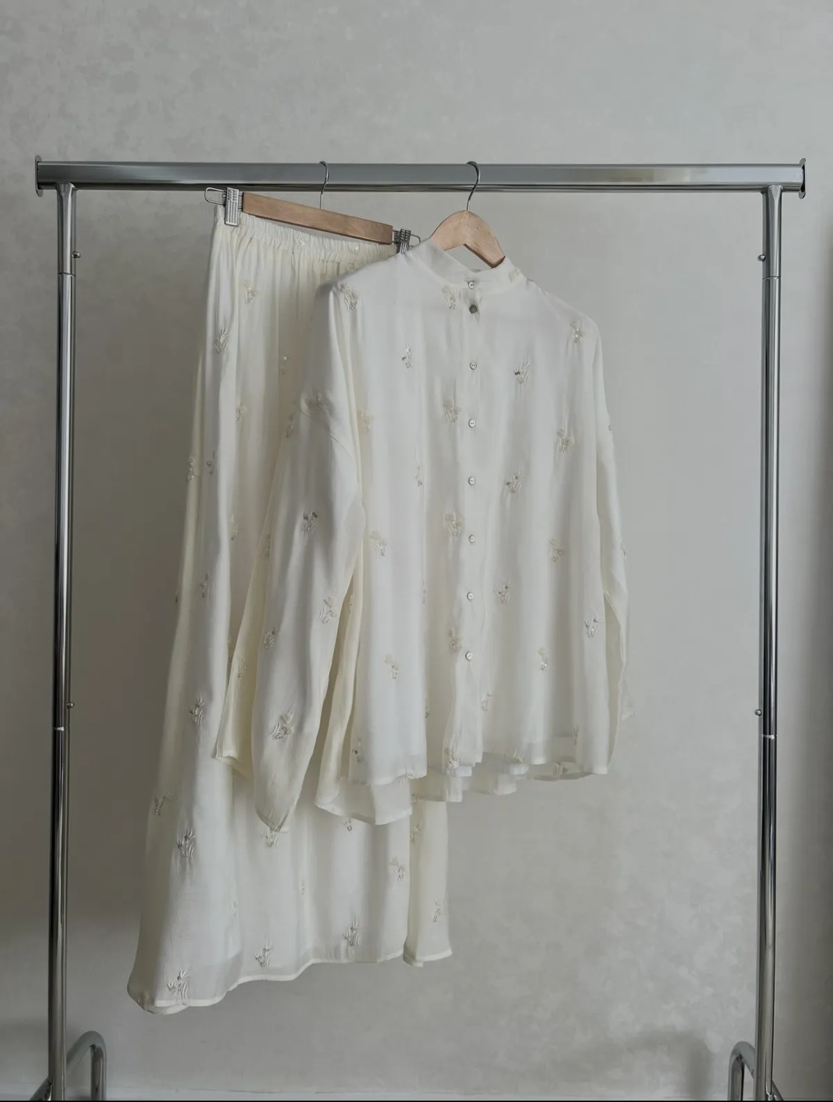 Ensemble brodé