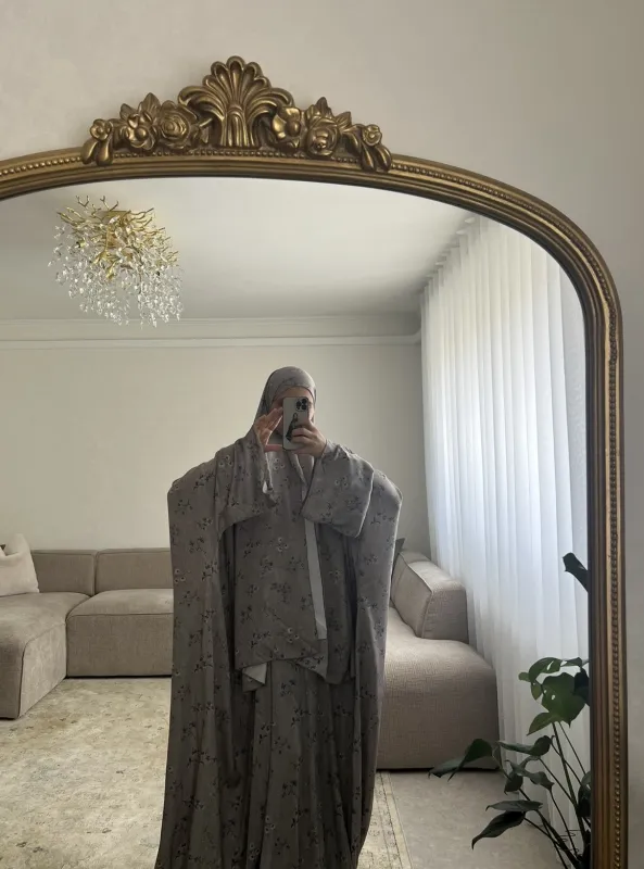 Robe de prière avec voile intégrer